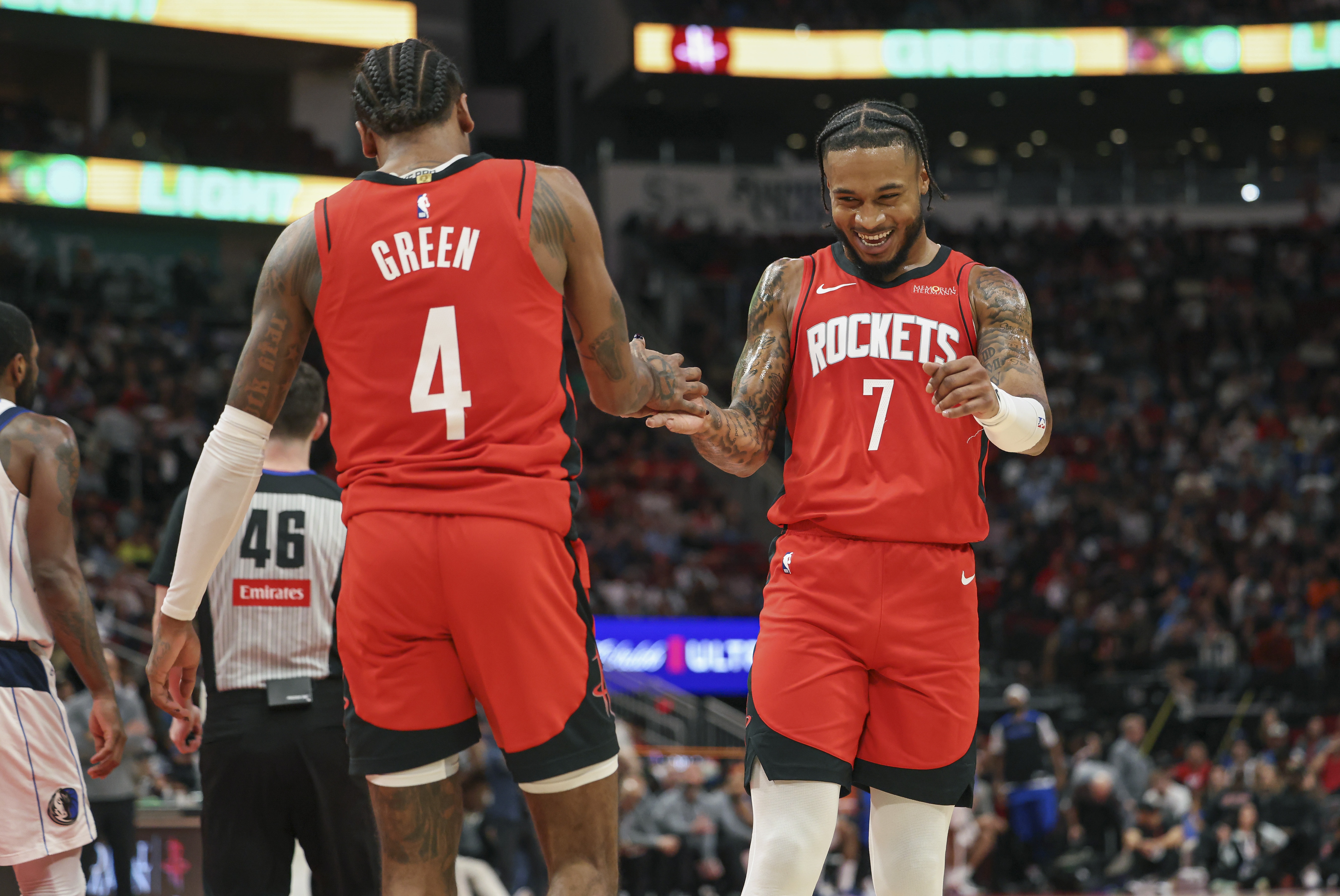 火箭不敌魔术，遭遇七连败