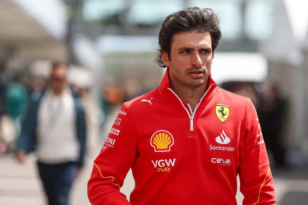 DB game-威廉姆斯鏖战索伯车队，塞恩斯状态火热的简单介绍